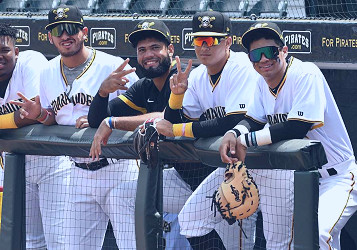 Catch a Ball Game with the Bradenton Marauders | Macaroni KID Bradenton